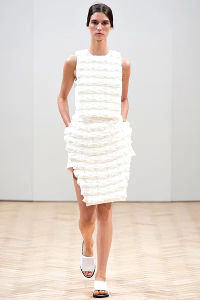Look 8